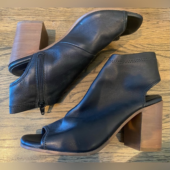 STEVEN by Steve Madden Stesha Open-Toe Booties - Picture 5 of 11